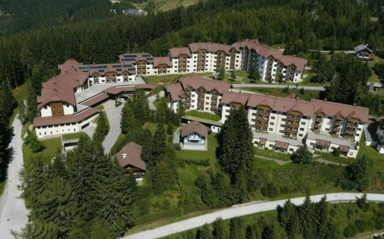 Kanzelhohe Ferienapartment Kanzelhoehe An Der Skipiste מראה חיצוני תמונה